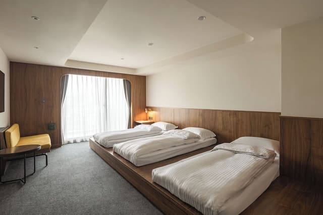 Economy Triple Room