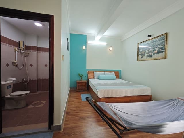 Suite, Non Smoking, City View