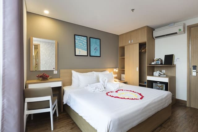 Premier Double or Twin Room, Window