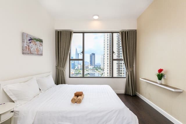 Three-Bedroom Apartment (Free Swimming Pool & Gym)