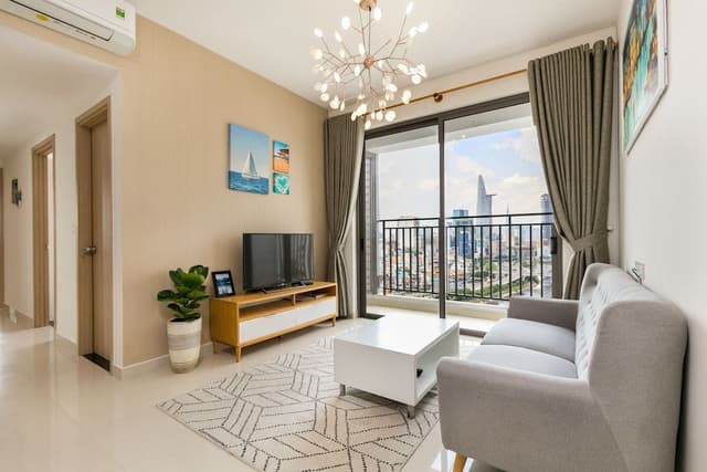 Three-Bedroom Apartment (Free Swimming Pool & Gym)