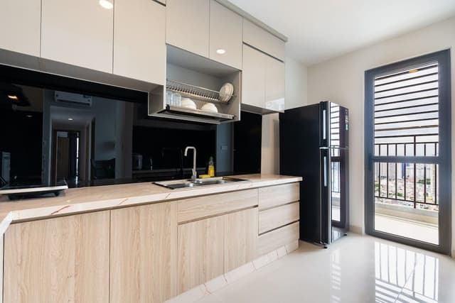Three-Bedroom Apartment (Free Swimming Pool & Gym)
