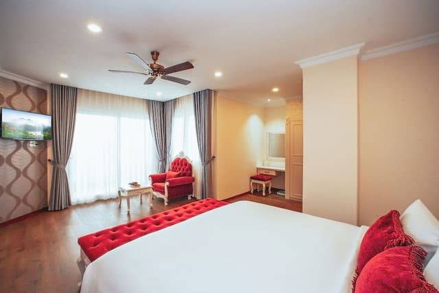 Executive Suite