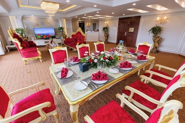Presidential Suite