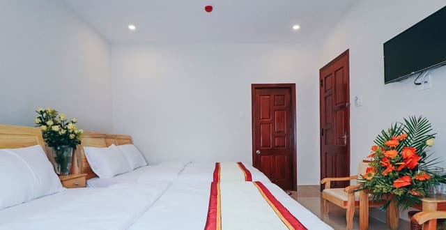 Superior Quadruple Room, 2 Queen Beds, Non Smoking, City View