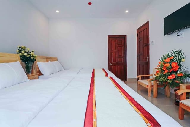 Superior Quadruple Room, 2 Queen Beds, Non Smoking, City View