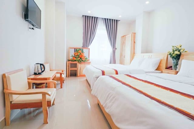 Superior Quadruple Room, 2 Queen Beds, Non Smoking, City View