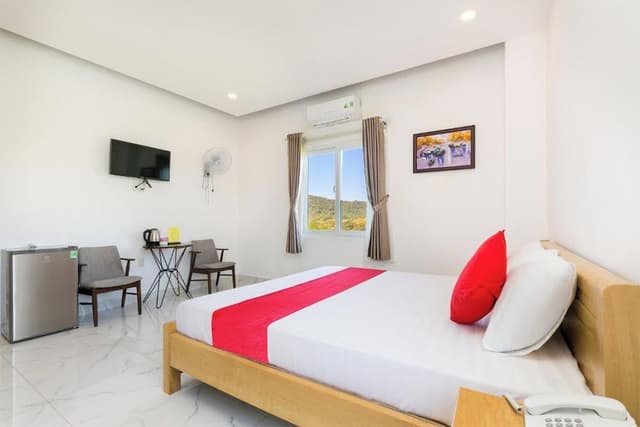 Superior Double Room with Windows