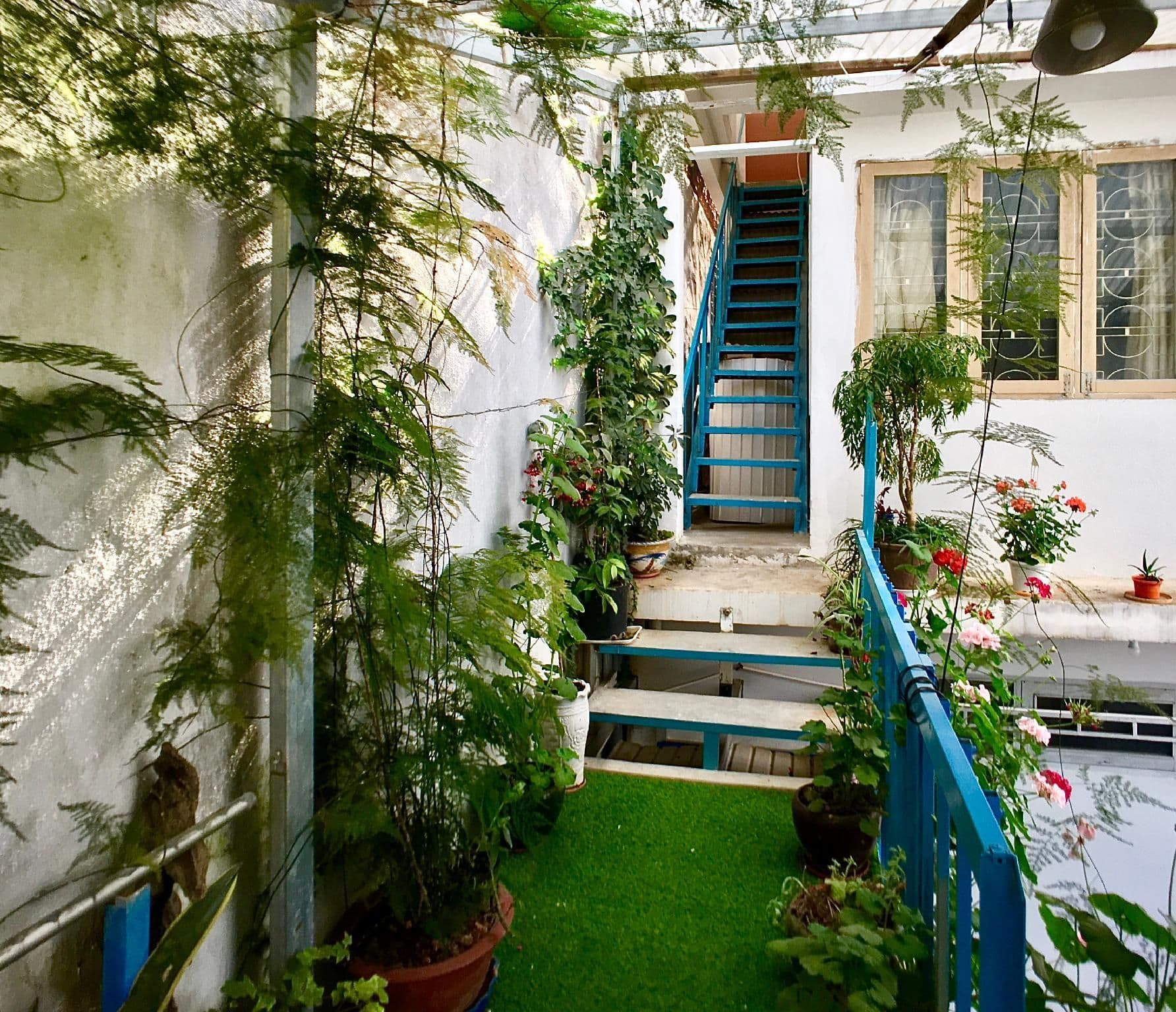 Len's hostel