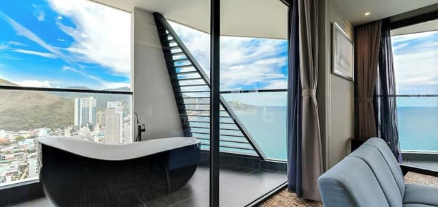 Suite, Ocean View