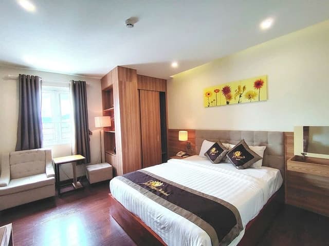 Deluxe Double Room, City View