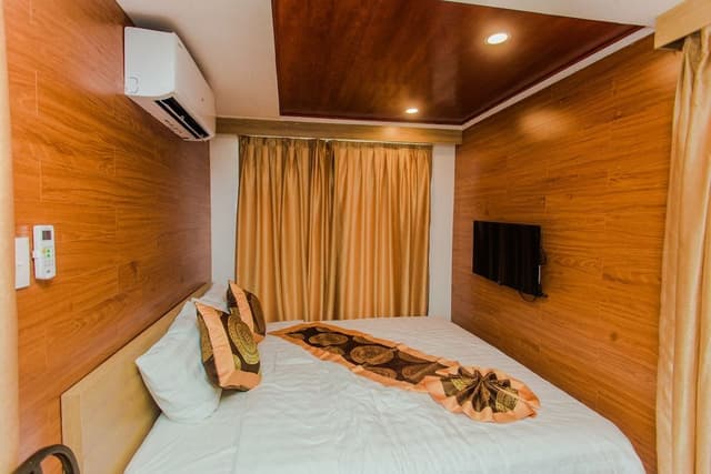 Superior Room, Garden View