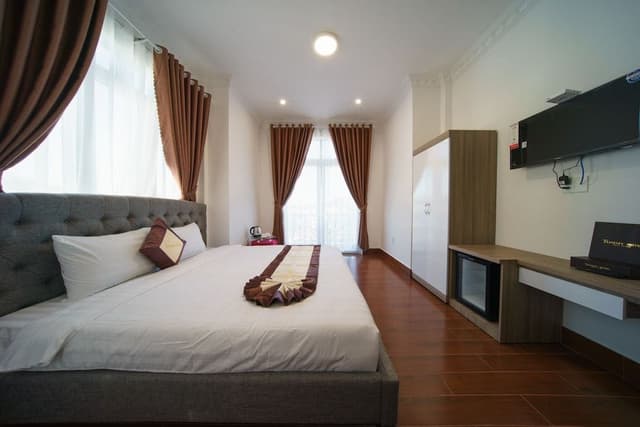 Deluxe Room with Balcony