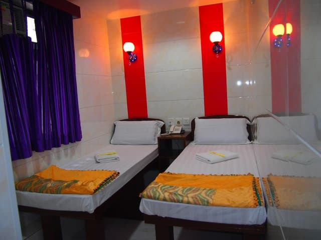 Twin Room