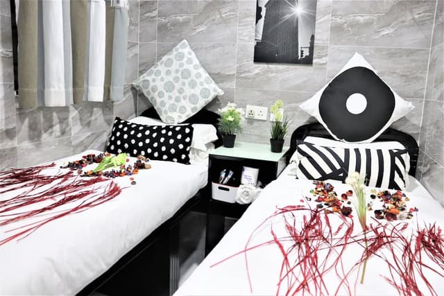 Deluxe Twin Room