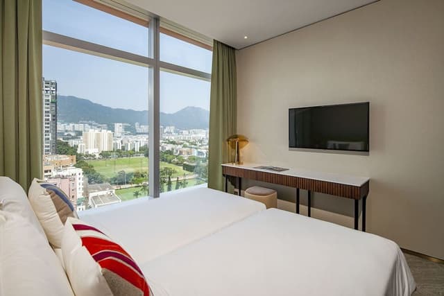 Classic Twin Room, City View