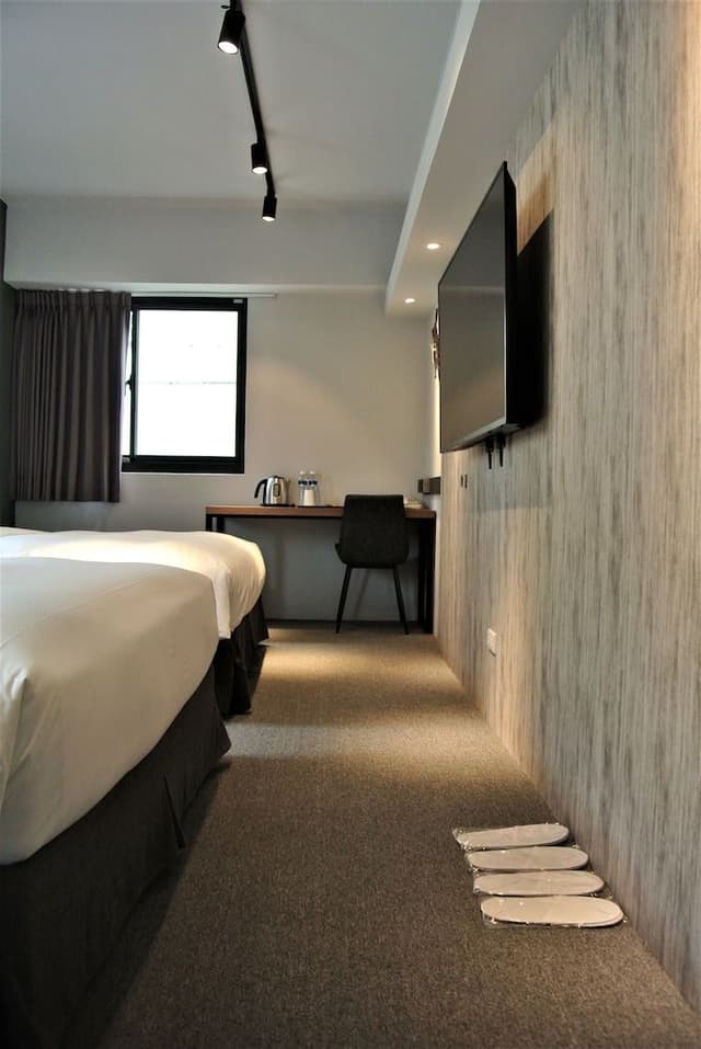 Standard Quadruple Room, 2 Double Beds, City View