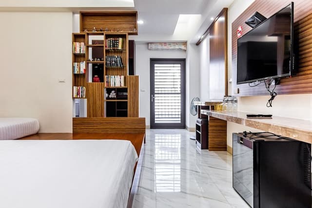 Family Room, Balcony