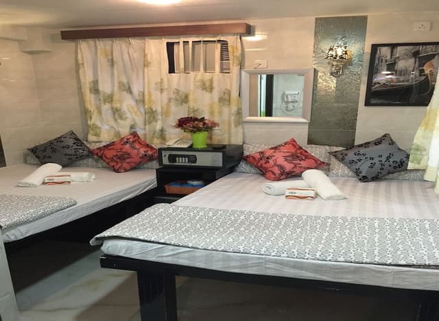 Standard Quadruple Room