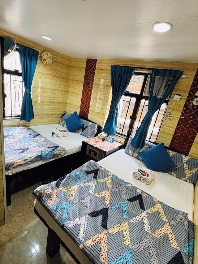Deluxe Quadruple Room, 2 Double Beds, Accessible, Non Smoking