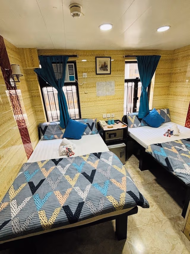 Deluxe Quadruple Room, 2 Double Beds, Accessible, Non Smoking