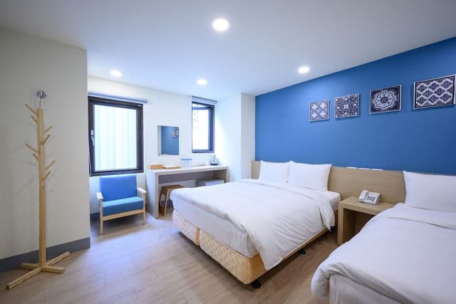 Standard Quadruple Room