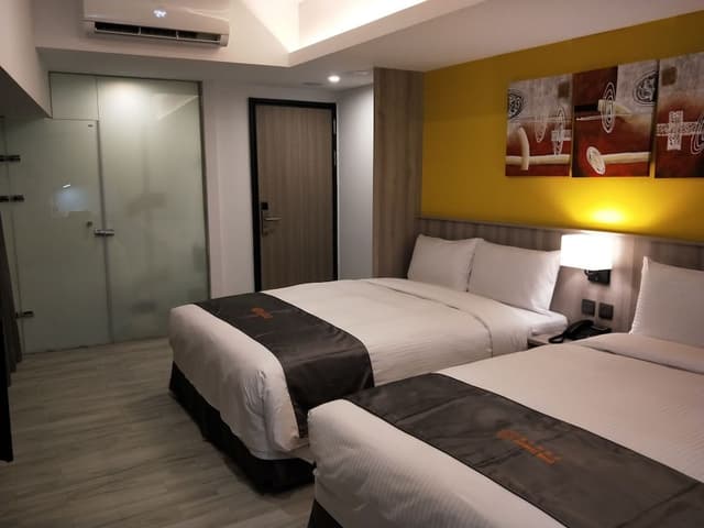 Standard Quadruple Room