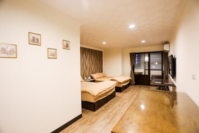 Elite Quadruple Room, Multiple Beds, Courtyard View