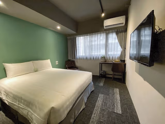 Comfort Double Room, City View