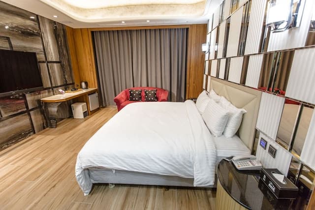 Design Double Room, 1 Bedroom, Jetted Tub
