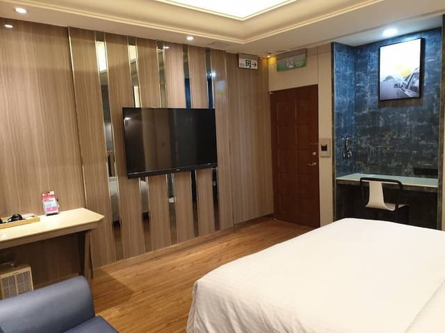 Signature Double Room, 1 Queen Bed, Jetted Tub