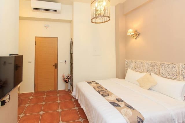 Romantic Triple Room