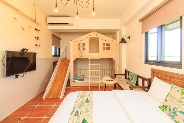 Signature Quadruple Room