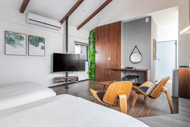 Premium Garden View Twin Room with Bathtub