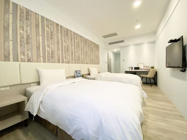 Superior Twin Room