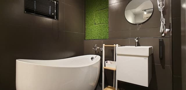 Double Room (D.F.H)