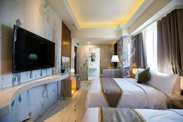Deluxe Quadruple Room