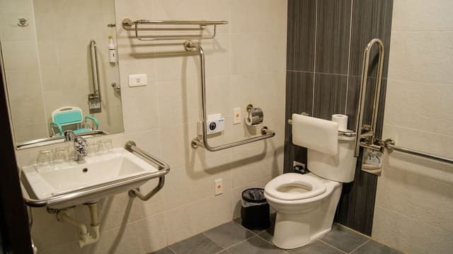 Comfort Quadruple Room