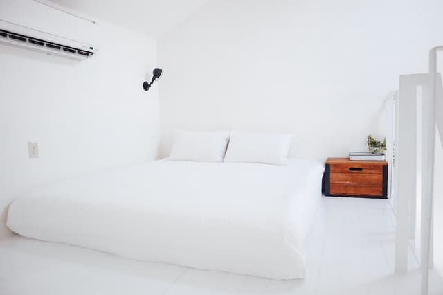 Gallery Double Room (1960)