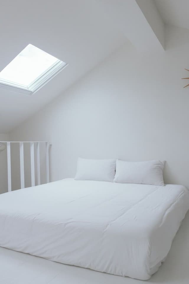 Gallery Double Room (2000)