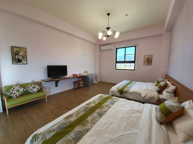 Quadruple Room (B101)