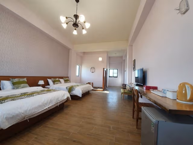 Quadruple Room (B101)