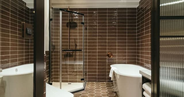Deluxe Double Room, 1 King Bed, Non Smoking, Bathtub (No View)