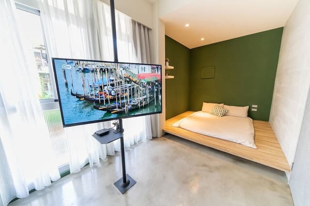 Deluxe Double Room, Bathtub