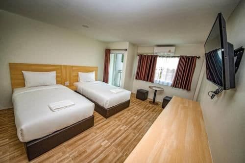 Deluxe Twin Room