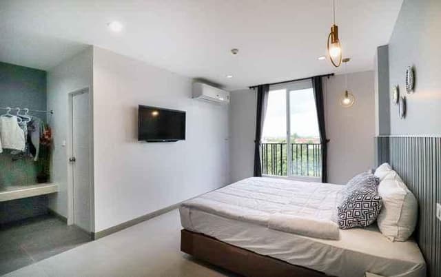 Double Classic King Bed