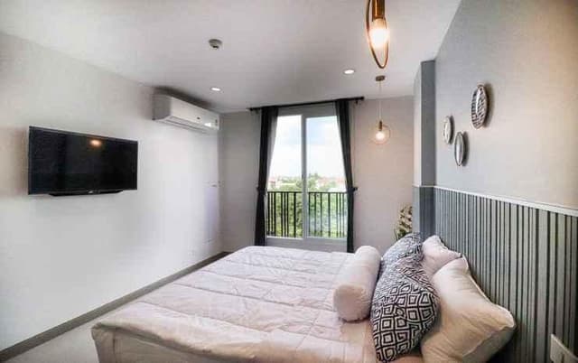 Double Classic King Bed