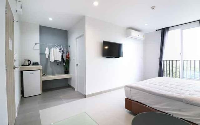 Double Classic King Bed