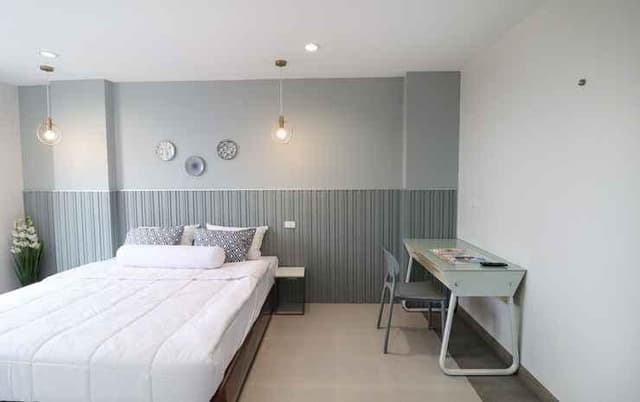 Double Classic King Bed