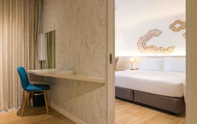 Executive Suite